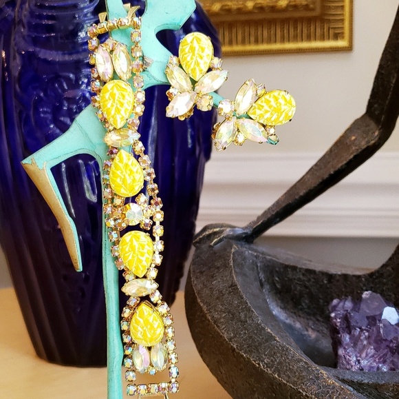 Flashy, Flirty and Fun, Semi Parure - Picture 1 of 7